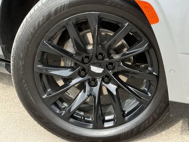 Used 2024 Cadillac Escalade Sport Platinum w/ LPO, ONYX Package image 8