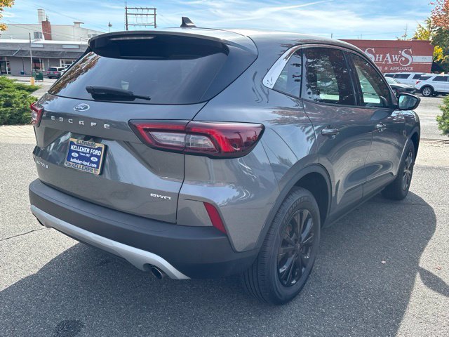 Certified 2024 Ford Escape Active AWD/4WD image 3