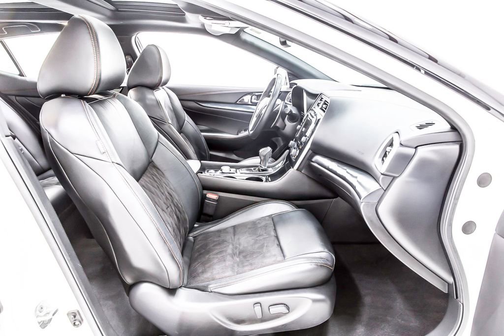 Used 2021 Nissan Maxima SR w/ Sport Mat Group FWD image 31