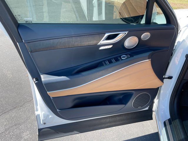 Used 2023 Genesis GV80 3.5T w/ Prestige Package image 15