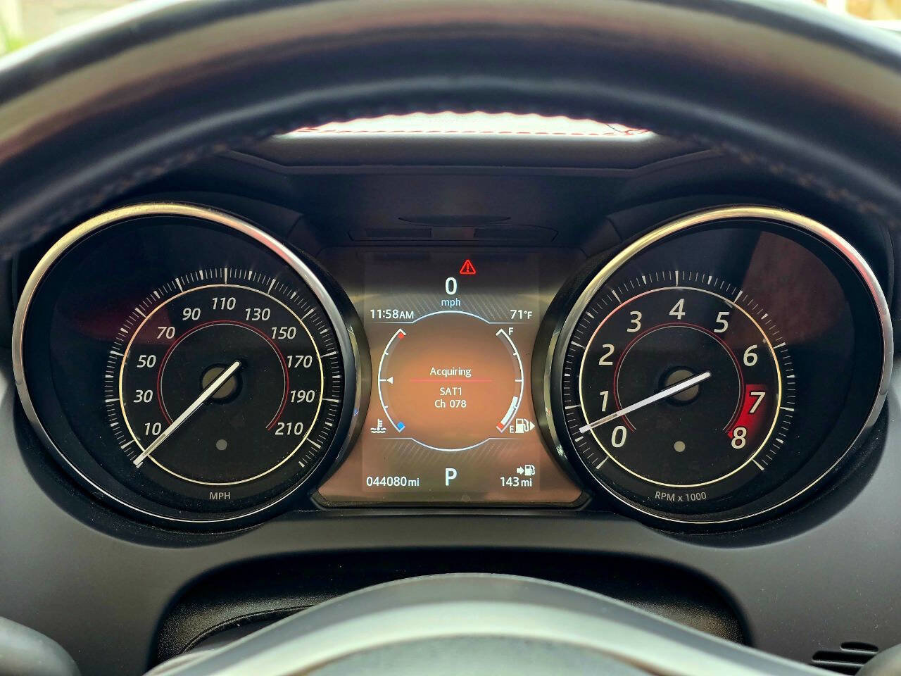 Used 2016 Jaguar F-TYPE R image 73