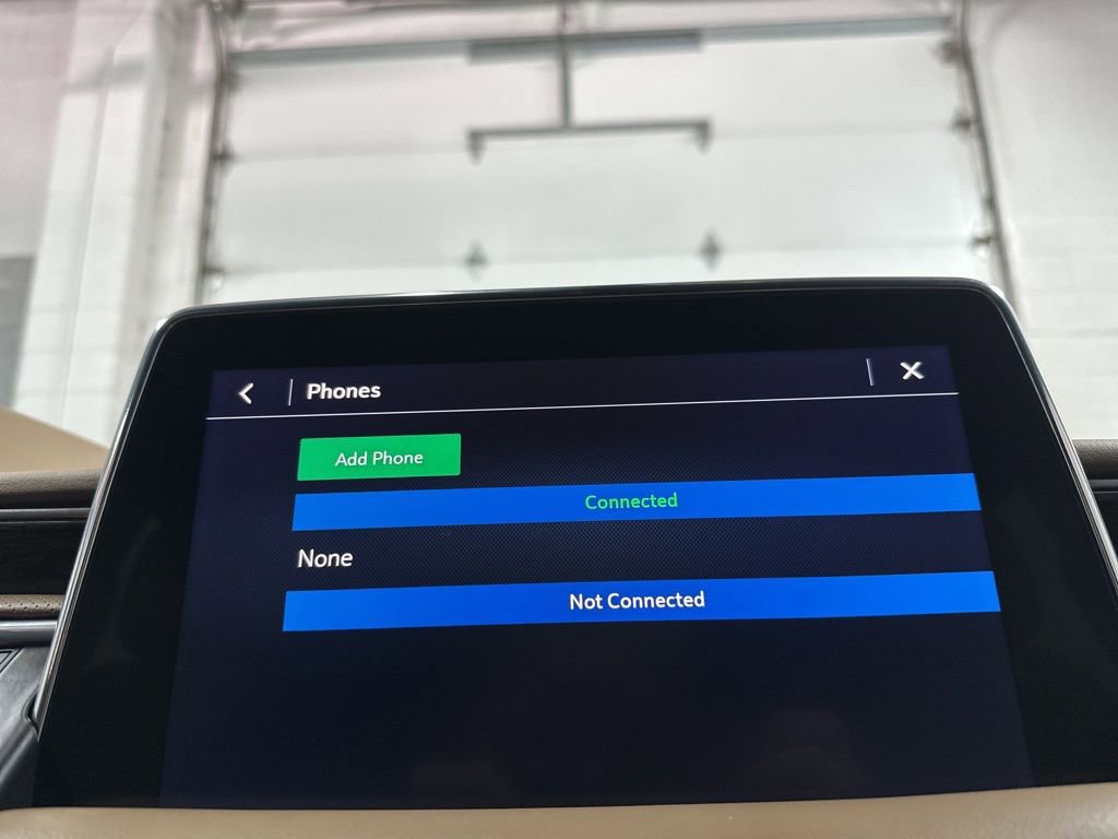 Used 2021 Chevrolet Suburban Premier w/ Premium Package AWD/4WD image 32