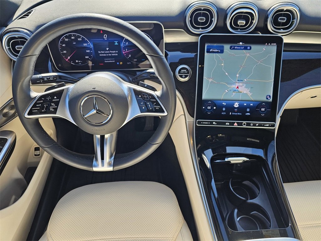 Used 2025 Mercedes-Benz GLC 300 image 18