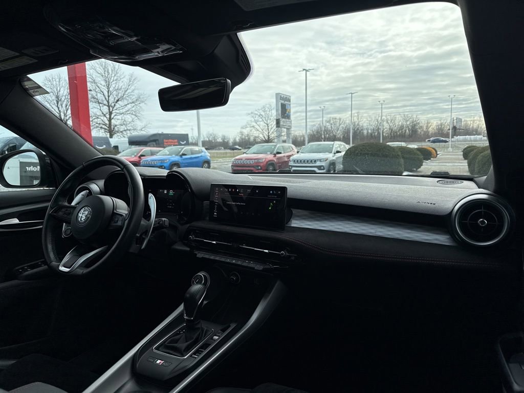 Used 2024 Alfa Romeo Tonale Veloce image 25