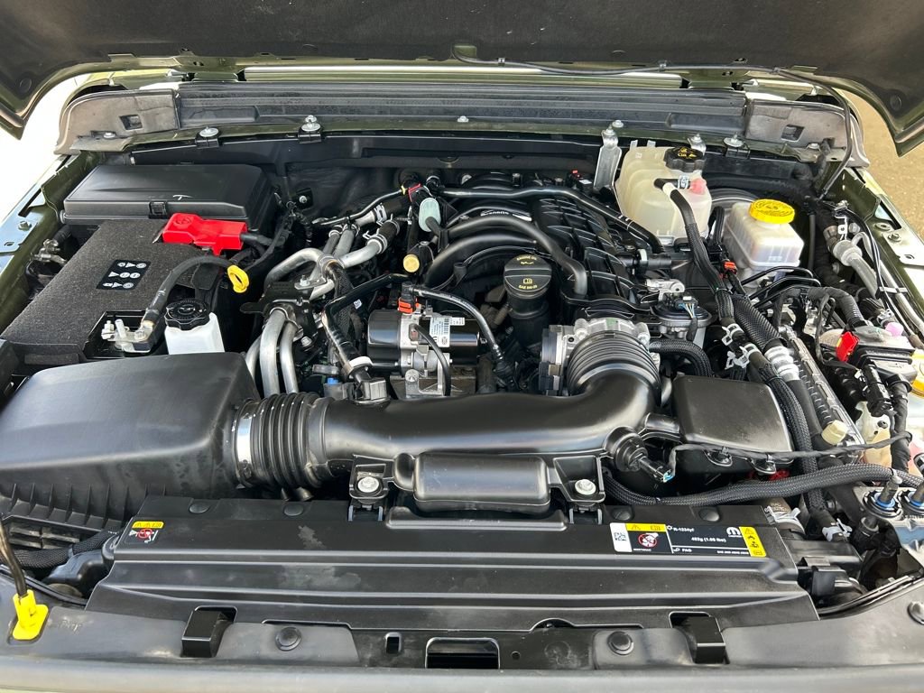 Used 2023 Jeep Wrangler Sport image 26