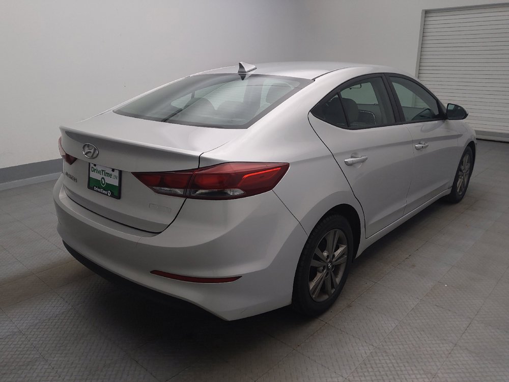 Used 2017 Hyundai Elantra SE w/ SE A/T Tech Package 03 FWD image 9