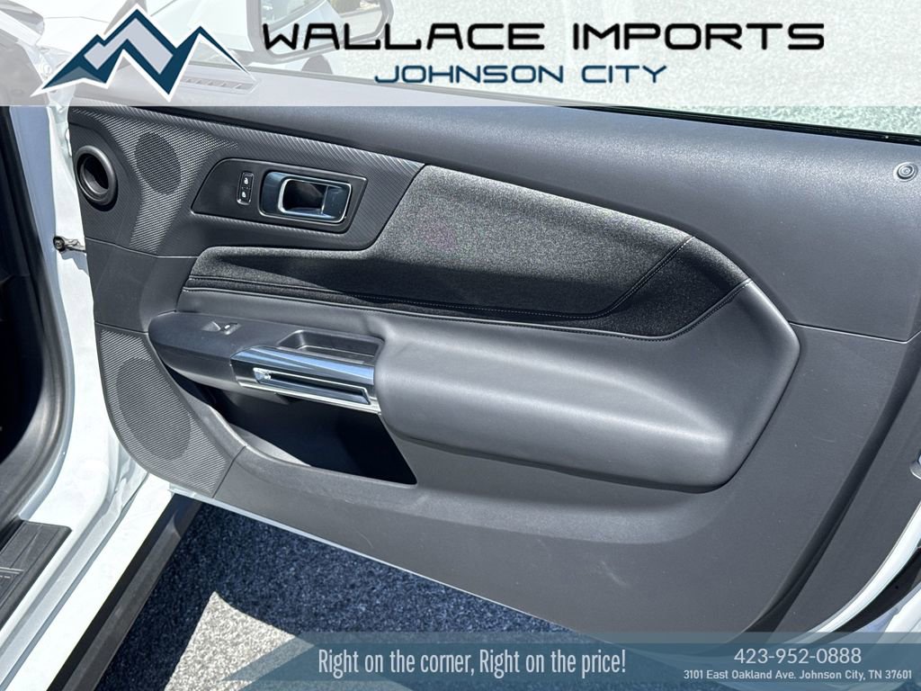 Used 2025 Ford Mustang GT RWD image 35