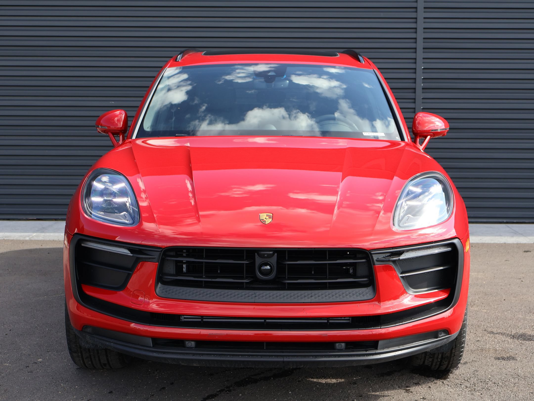 New 2026 Porsche Macan AWD/4WD image 6