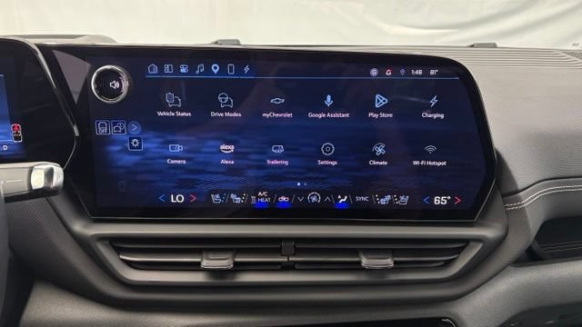Used 2025 Chevrolet Silverado EV LT AWD/4WD image 37