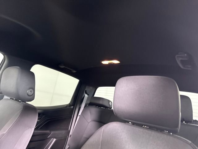 Used 2023 Chevrolet Colorado Trail Boss w/ Technology Package image 12