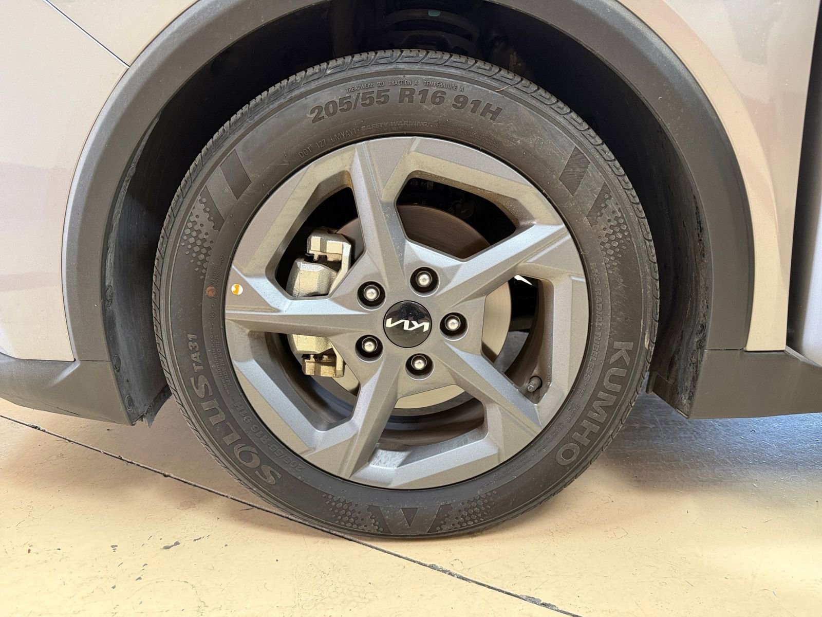 Used 2025 Kia K4 FWD image 29