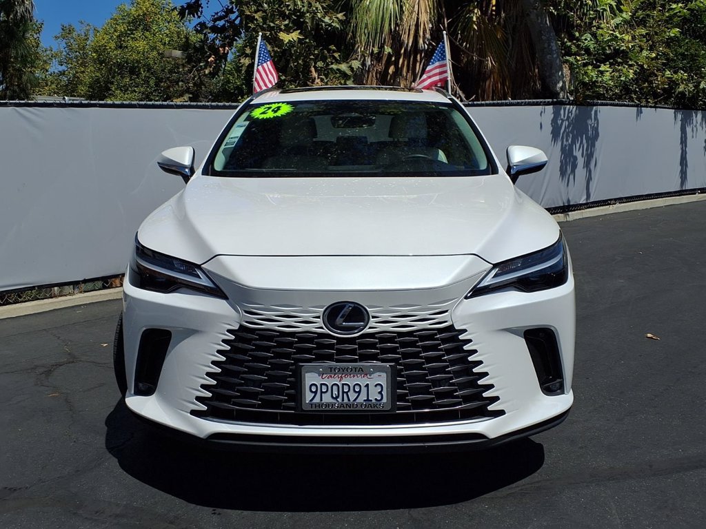 Used 2024 Lexus RX 350 FWD w/ Technology Package image 2