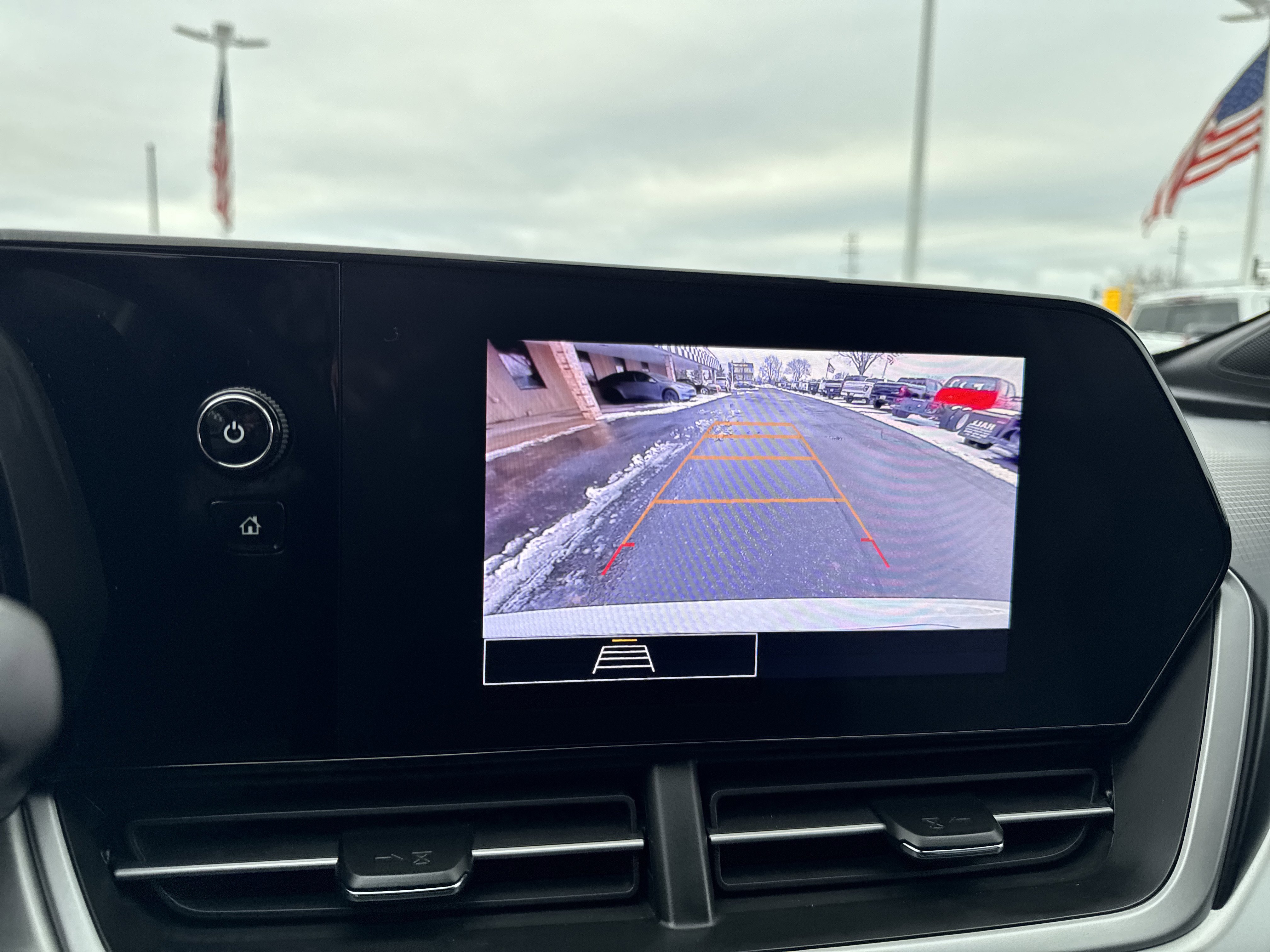 Used 2025 Chevrolet Trax RS w/ Driver Confidence Package image 23