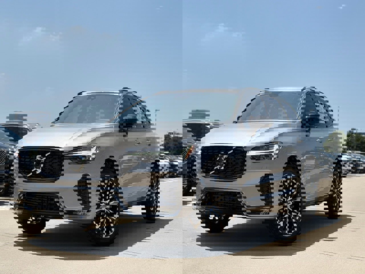 New 2025 Volvo XC60 B5 Plus w/ Protection Package Premier