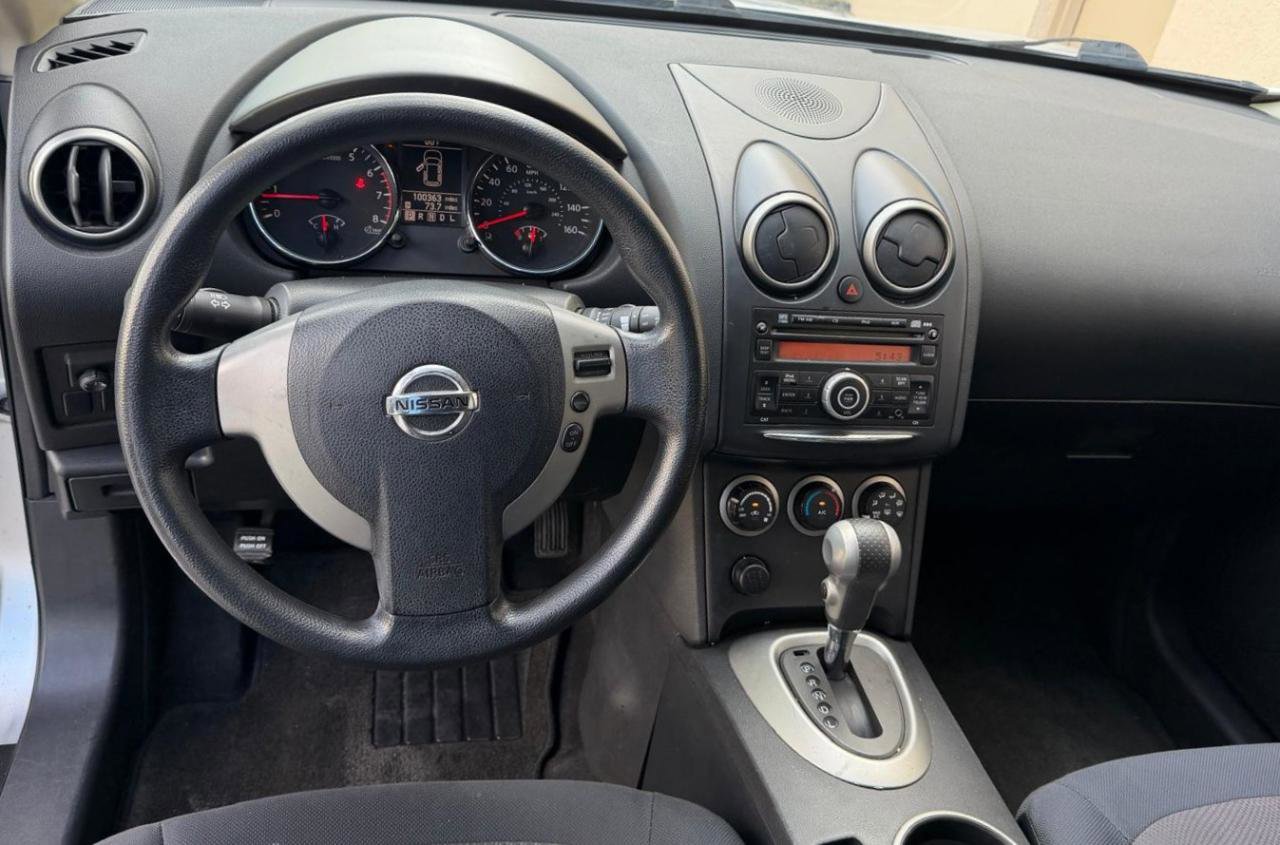 Used 2011 Nissan Rogue S image 16