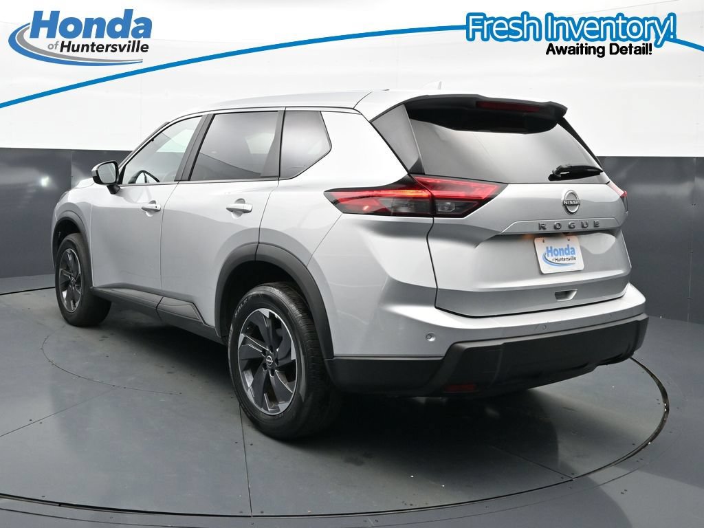 Used 2025 Nissan Rogue SV FWD image 7