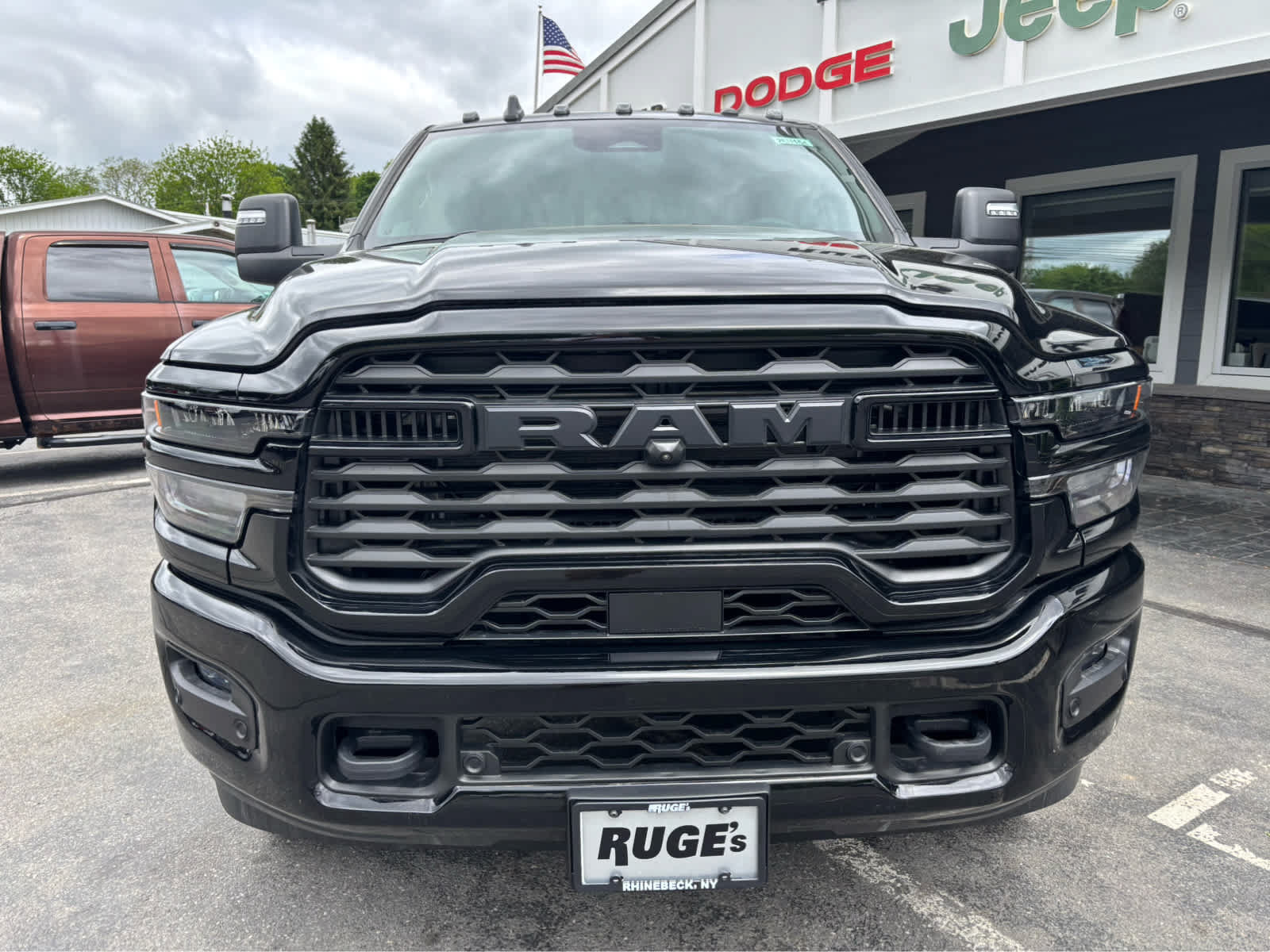 New 2026 RAM 2500 Big Horn AWD/4WD image 2