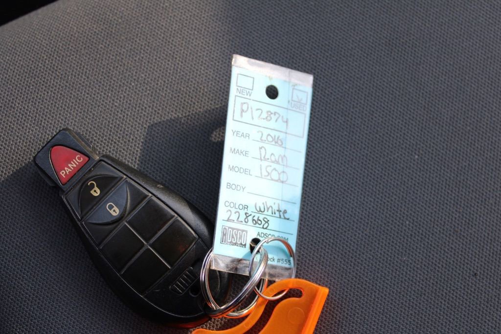 Used 2016 RAM 1500 Classic SLT image 28