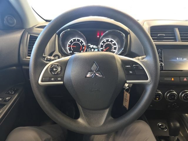 Used 2025 Mitsubishi Outlander Sport ES AWD/4WD image 24