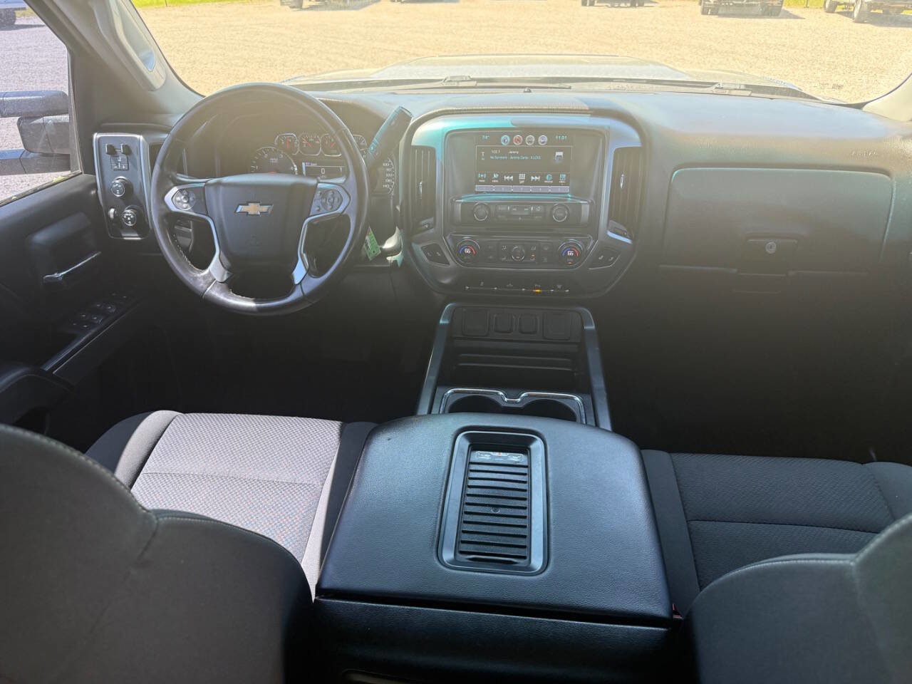 Used 2018 Chevrolet Silverado 2500 LT w/ LT Fleet Convenience Package AWD/4WD image 20