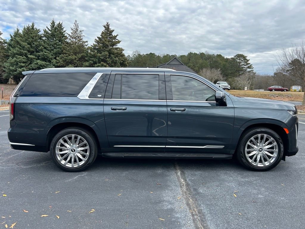 Used 2021 Cadillac Escalade ESV Premium Luxury w/ Driver Assist Tech Package image 24