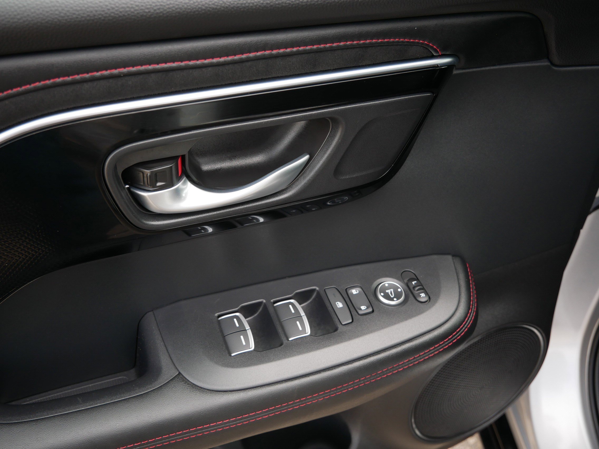 Certified 2025 Acura ADX A-Spec image 20