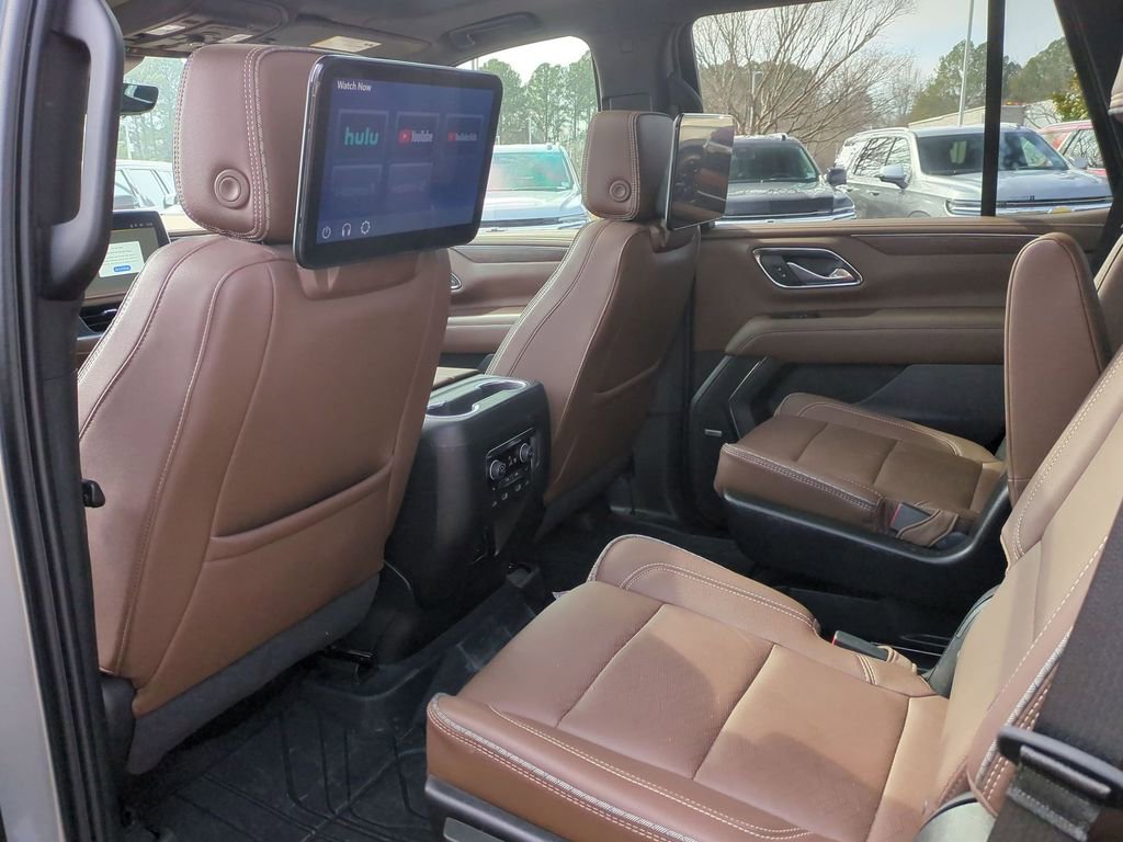 Used 2024 Chevrolet Tahoe High Country w/ Premium Package image 24