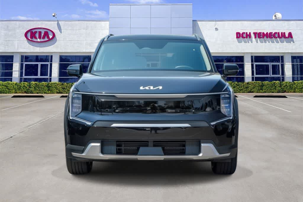 Certified 2024 Kia EV9 Wind AWD/4WD image 2