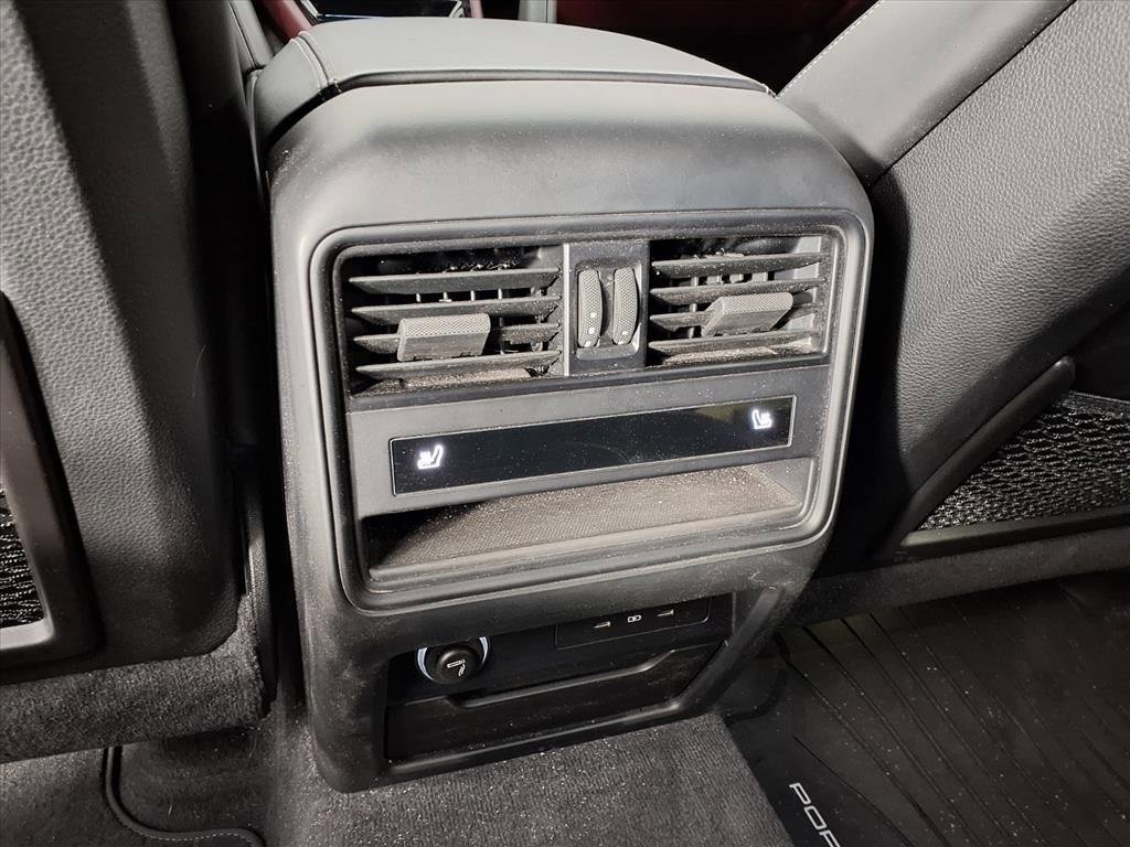 Used 2024 Porsche Cayenne Turbo GT image 15