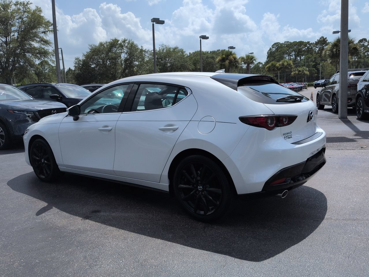New 2026 MAZDA MAZDA3 2.5 S Hatchback w/ Premium Pkg FWD image 6