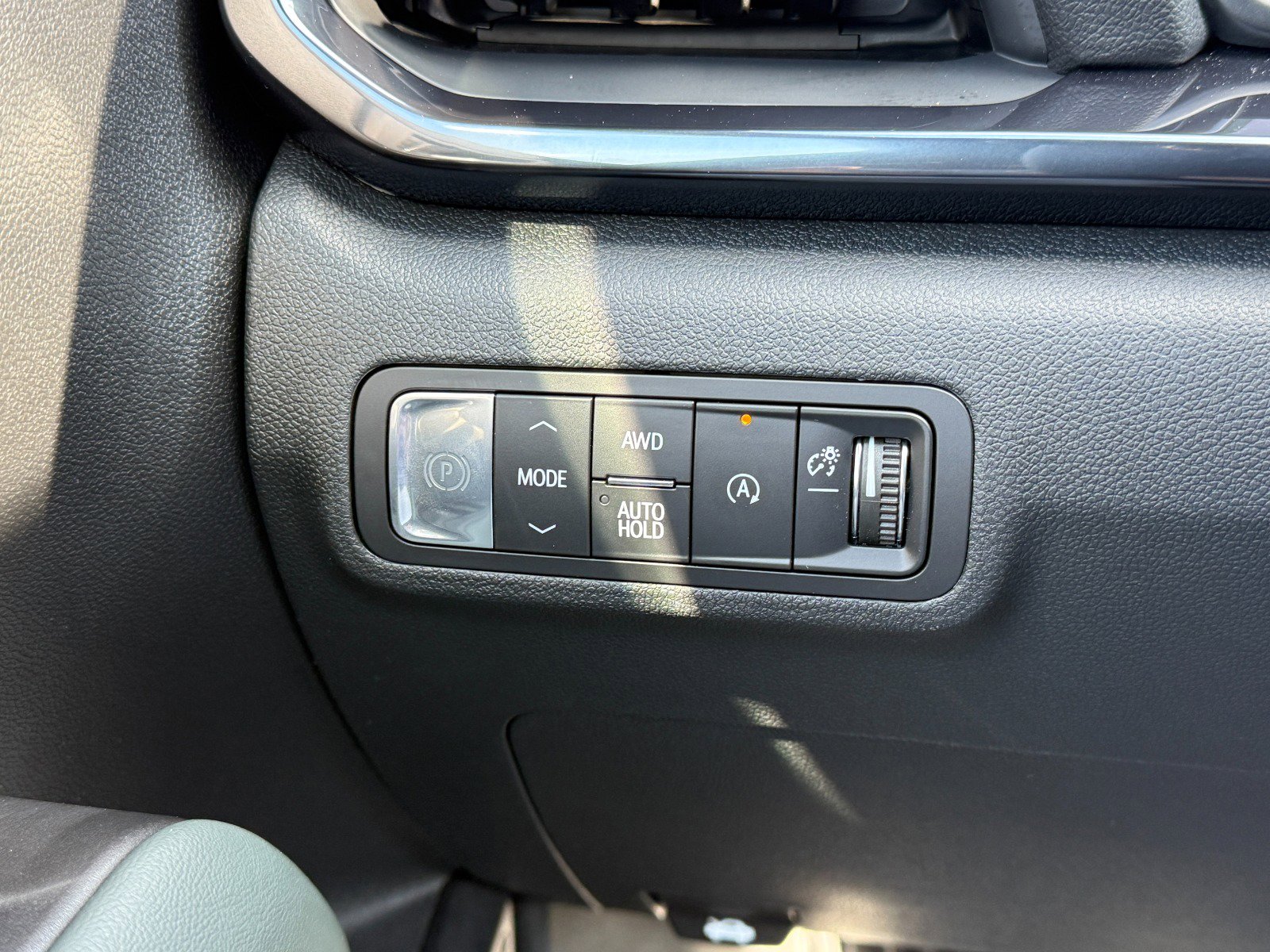 New 2026 GMC Terrain AT4 w/ Convenience Package III image 31