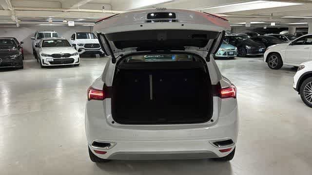 Used 2023 Buick Envision Avenir AWD/4WD image 10