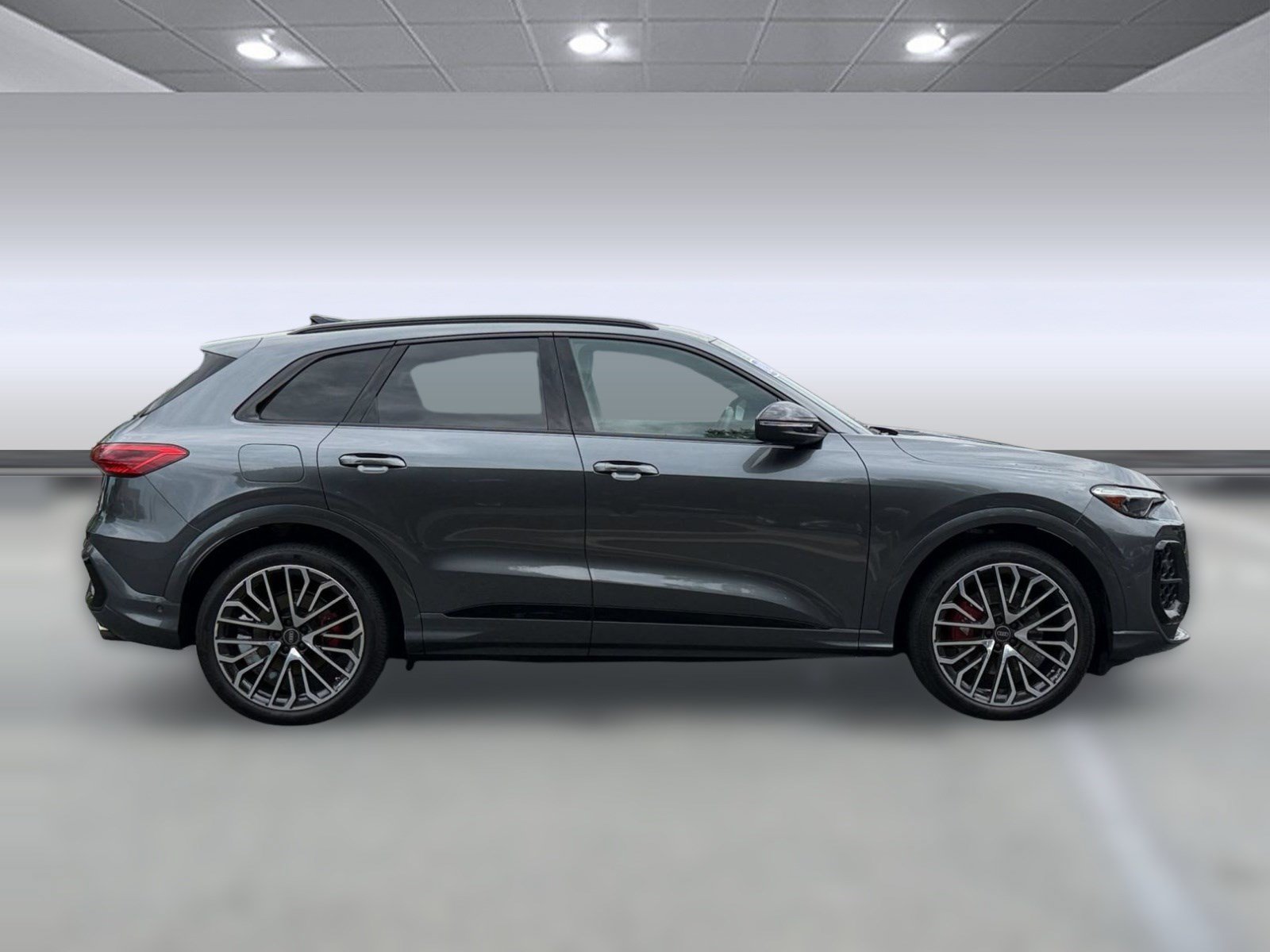 Used 2025 Audi SQ5 Premium Plus AWD/4WD image 8