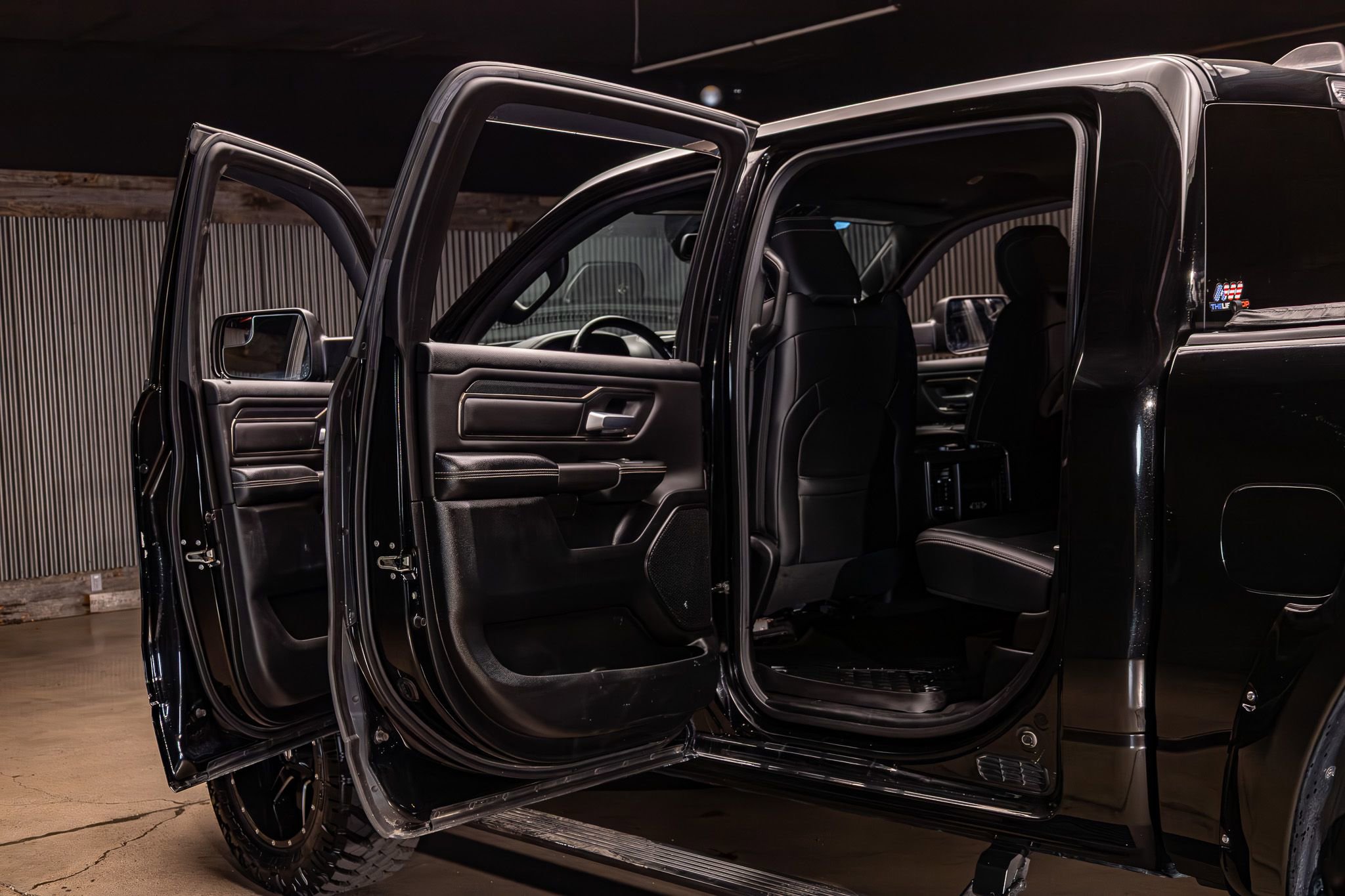 Used 2020 RAM 1500 Sport w/ Level 2 Equipment Goup w/2_L image 27