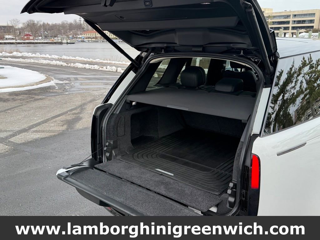 Used 2022 Land Rover Range Rover SE image 6