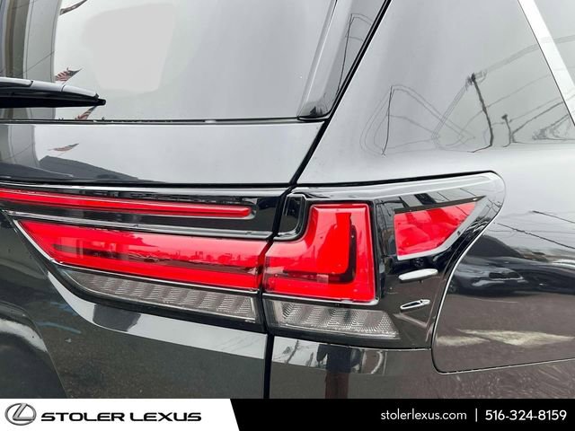 Used 2023 Lexus LX 600 4WD w/ Accessory Package (Z1) image 16