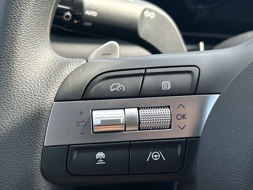 New 2026 Hyundai Tucson Blue SE image 26