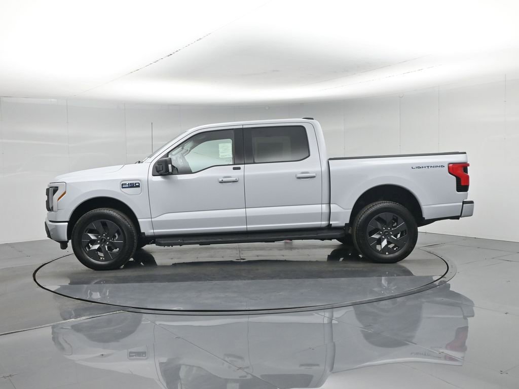 New 2025 Ford F150 Lightning Flash AWD/4WD image 29