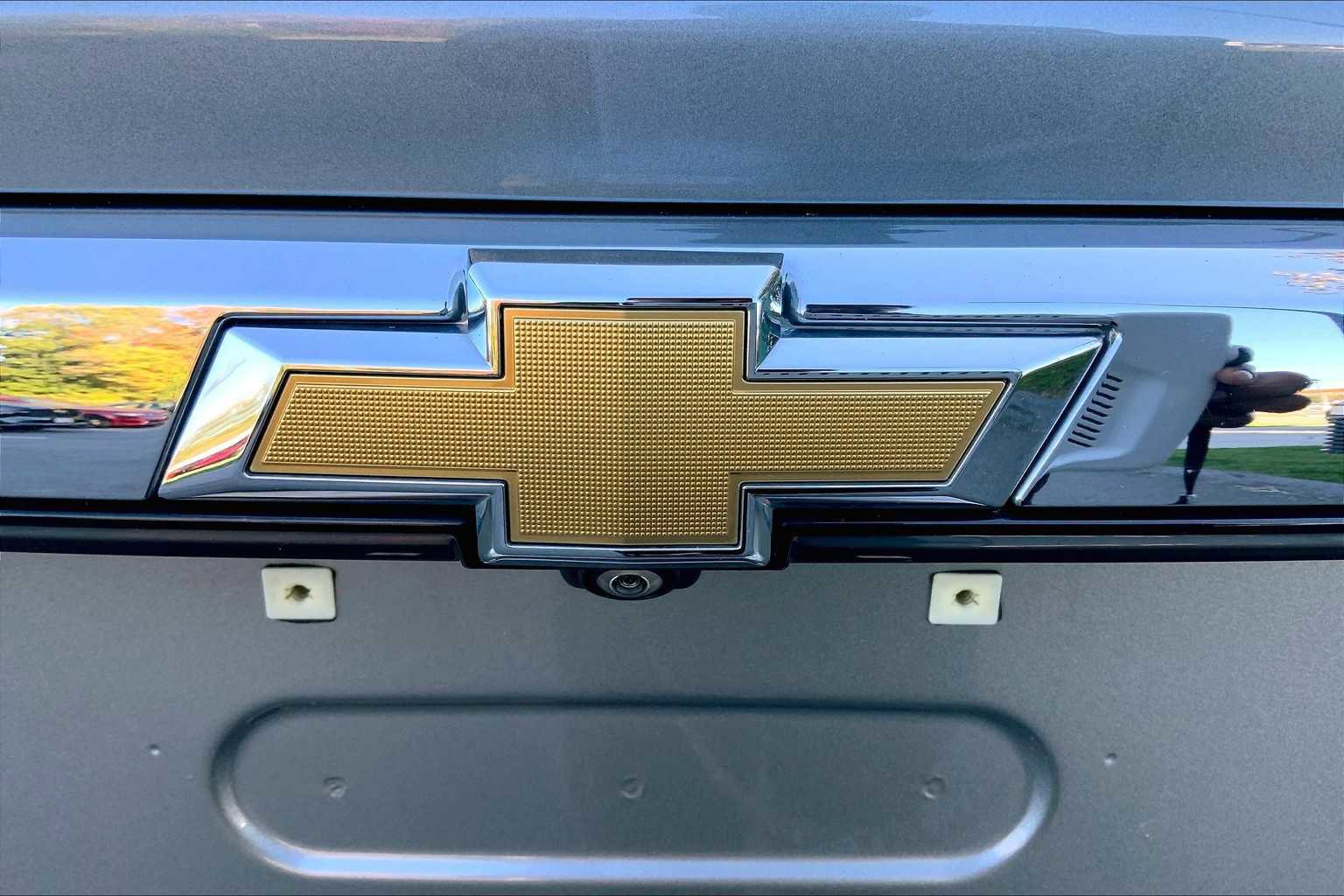 Used 2023 Chevrolet Traverse LT image 32