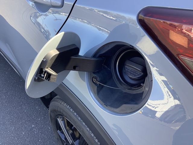 Used 2023 Nissan Kicks SR w/ SR Premium Package image 21