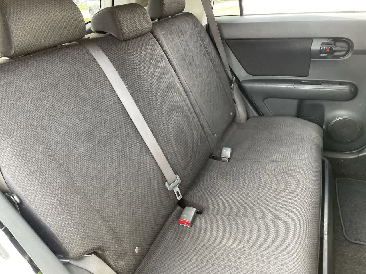 Used 2009 Scion xB FWD image 15