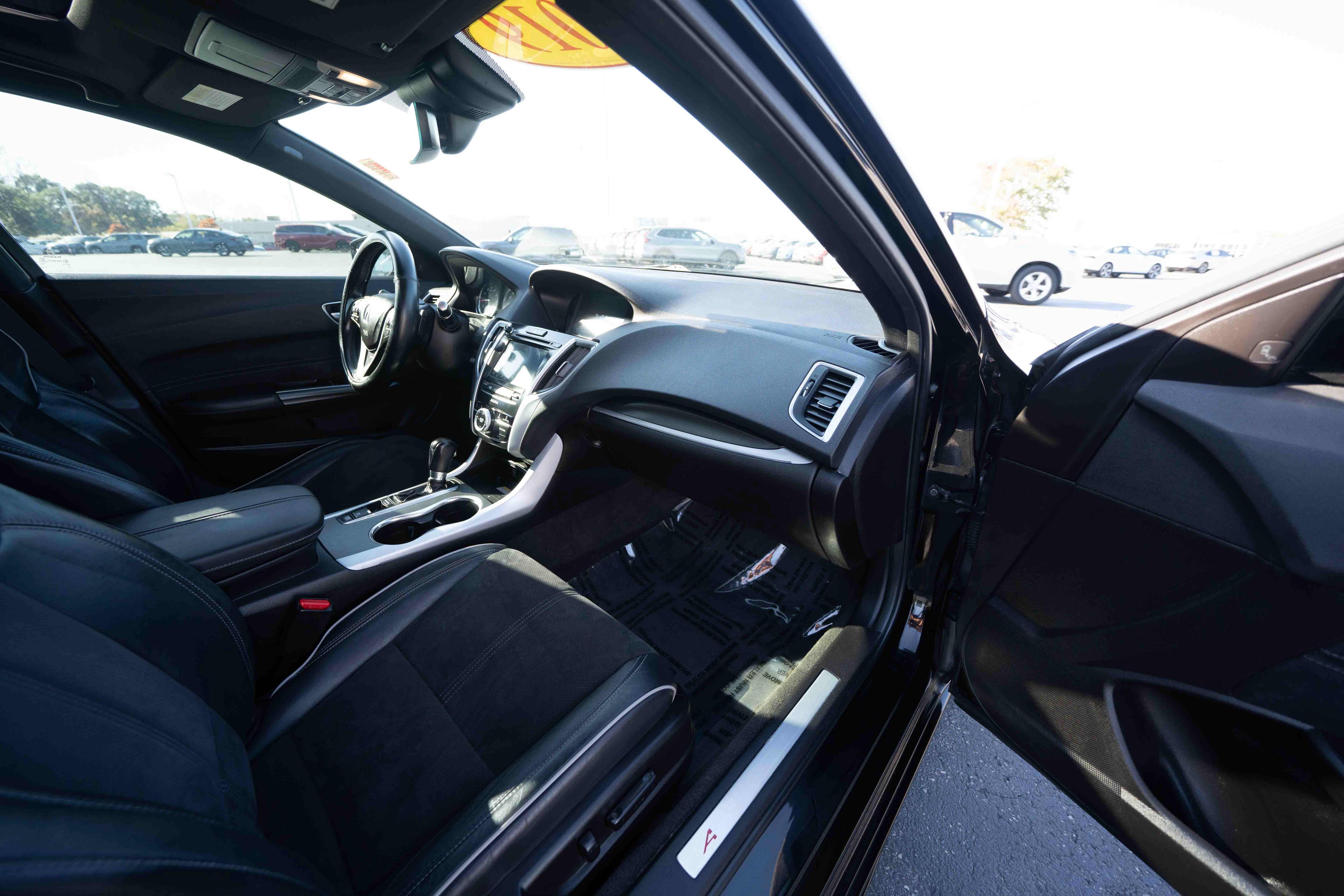 Used 2019 Acura TLX w/ Technology & A-SPEC Package FWD image 25