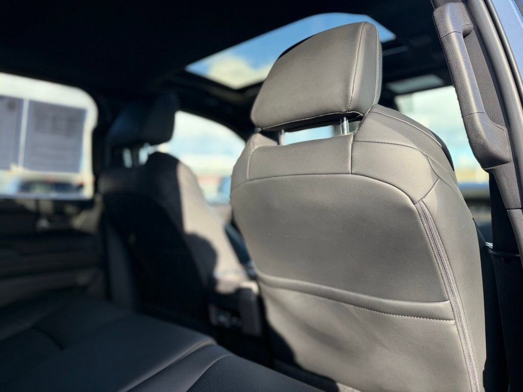 Used 2025 Toyota Tacoma Limited image 20