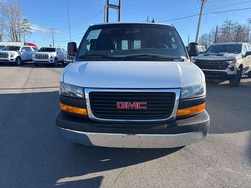 Used 2022 GMC Savana 2500 w/ Driver Convenience Package RWD image 8