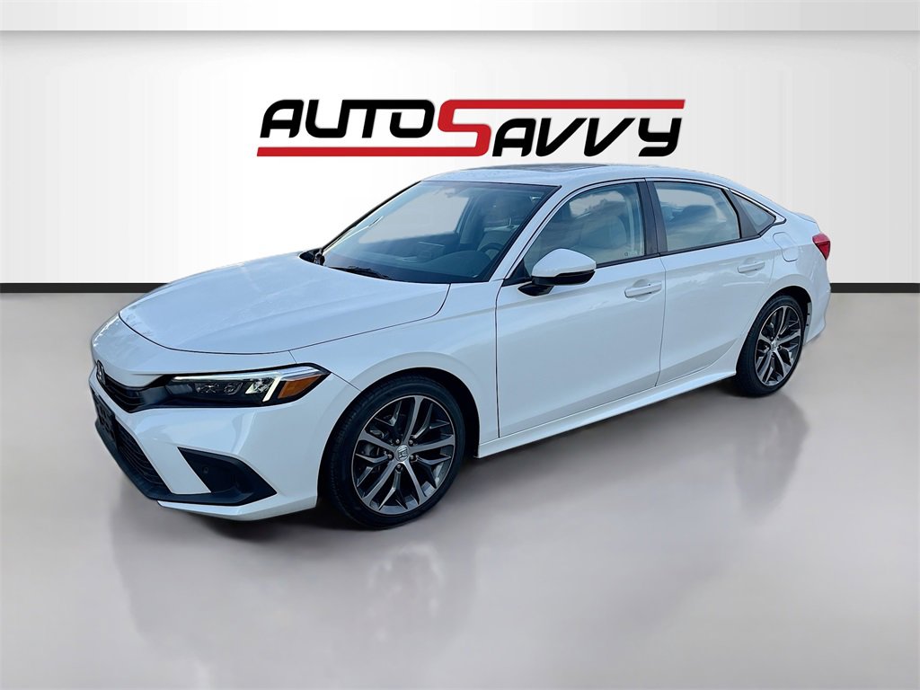 Used 2023 Honda Civic Touring image 3