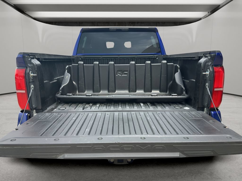 Used 2024 Toyota Tacoma SR5 AWD/4WD image 16