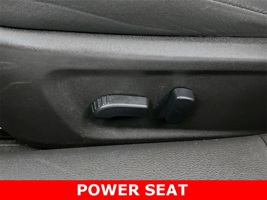 Used 2024 Nissan Altima 2.5 SV image 8