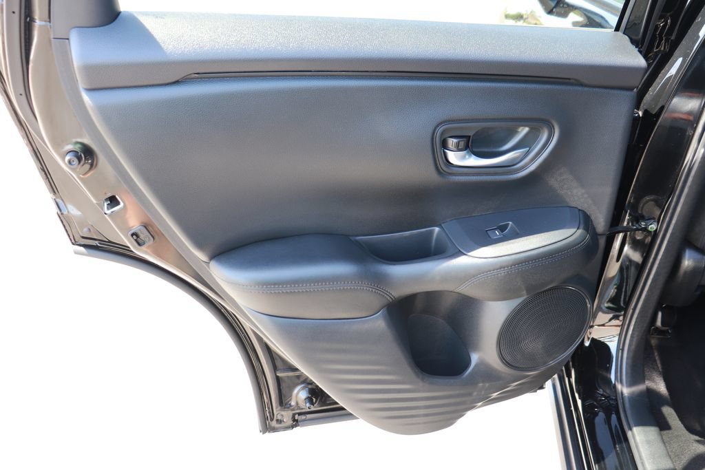 Certified 2026 Honda HR-V LX image 11