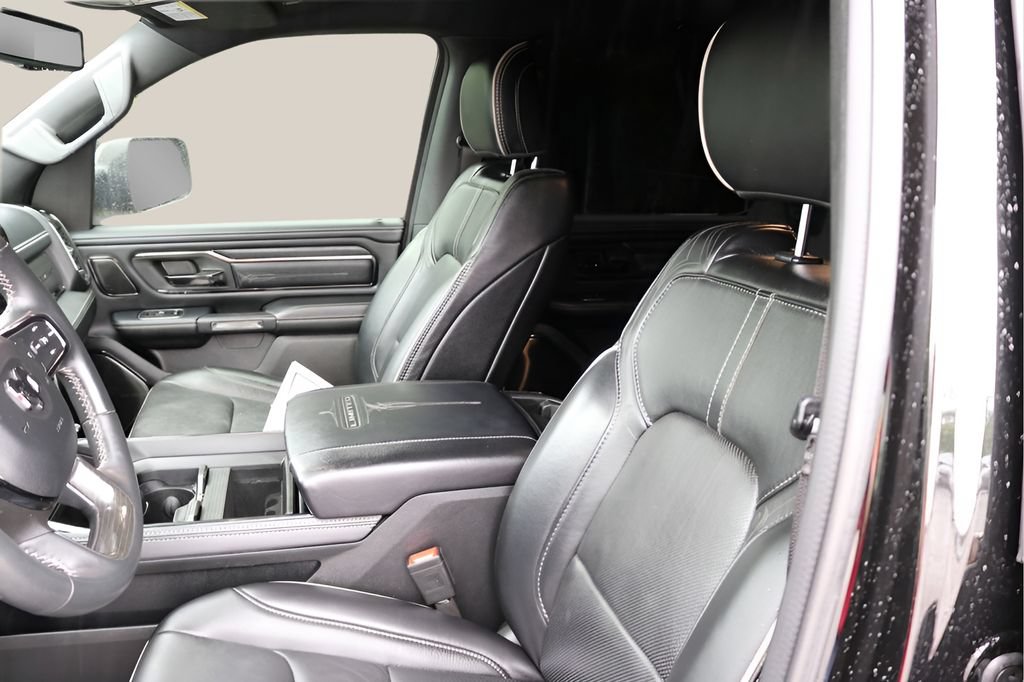 Used 2024 RAM 1500 Limited AWD/4WD image 16