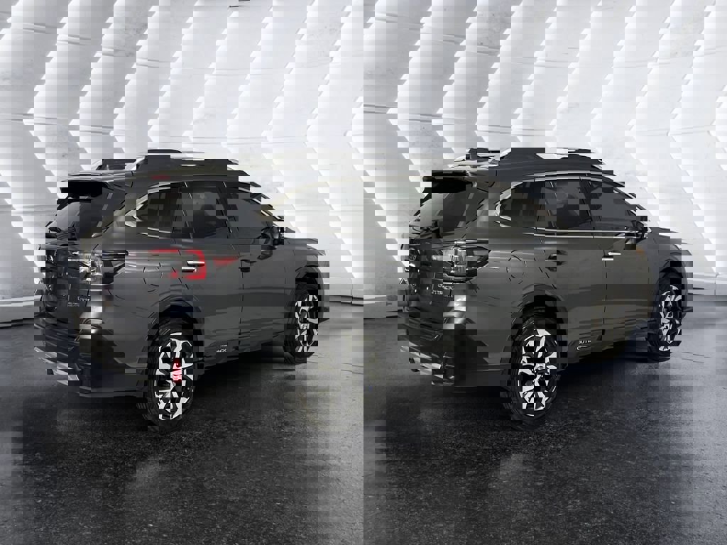 Used 2021 Subaru Outback Touring XT image 4